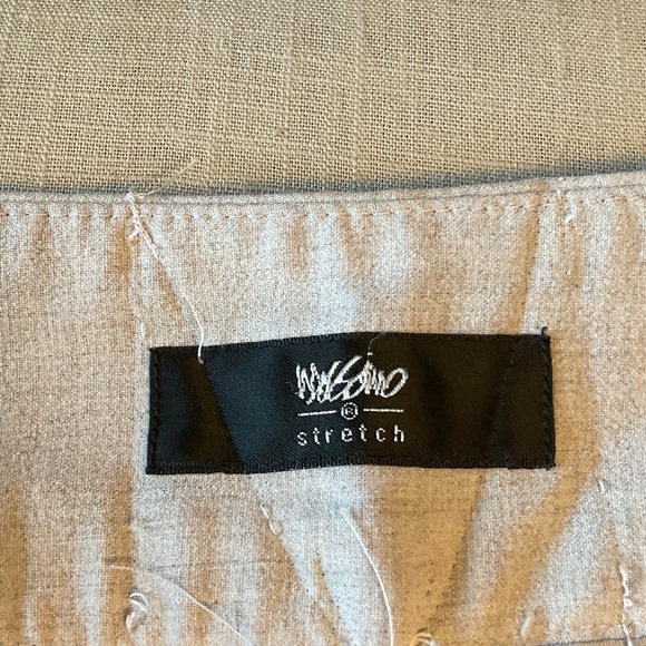 Mossimo Supply Co. Light Gray Capris - Picture 3 of 5